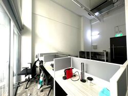Eon Shenton (D2), Office #560778711